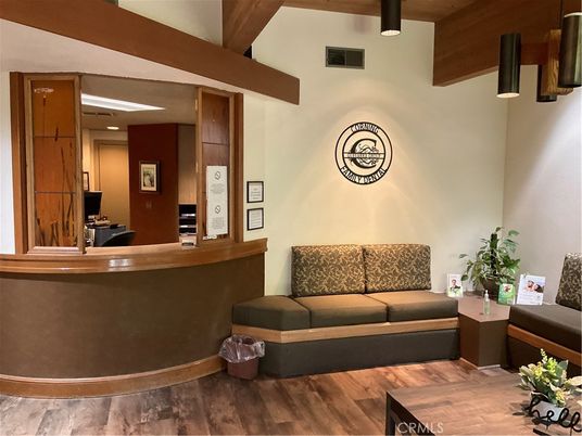Interior, Recessed Lighting, Wooden Beams, Wood Texture Flooring