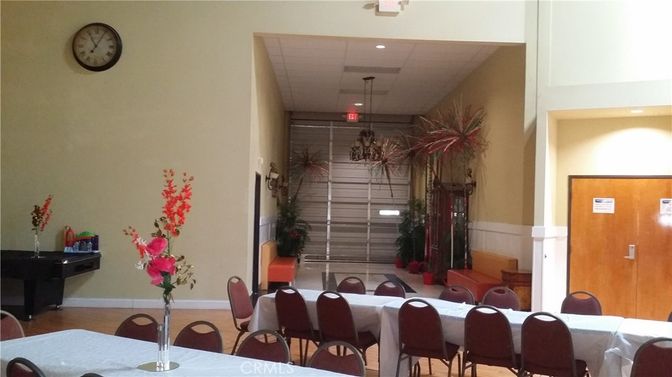 Dining room, Interior, Recessed Lighting