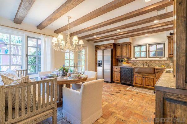 Chandelier, Dining room, Interior, Kitchen, Recessed Lighting, Stainless Steel Appliances, Wooden Beams