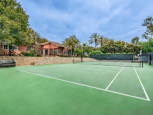 Exterior, Tennis Courts