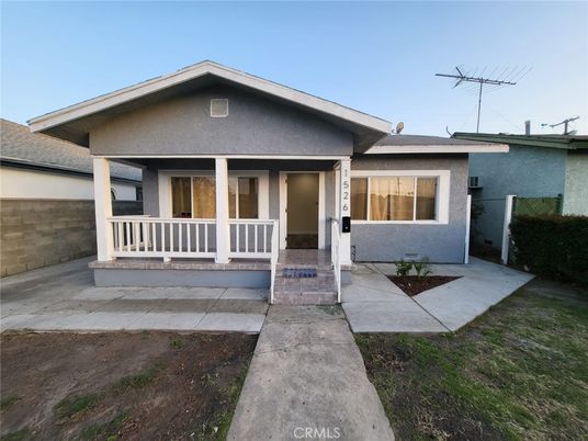 Exterior, Facade, American Craftsman