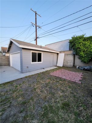 Backyard, Detached Garage, Exterior