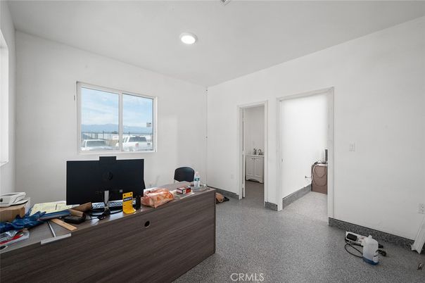 Home Office, Interior, Recessed Lighting, Water