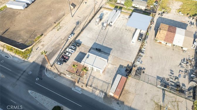 Exterior, Drone
