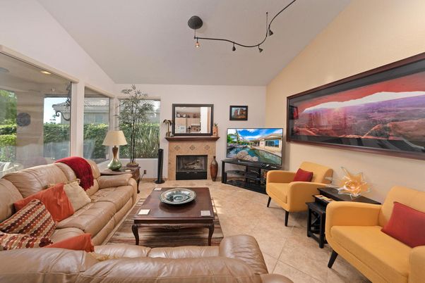 Fireplace, Interior, Living room