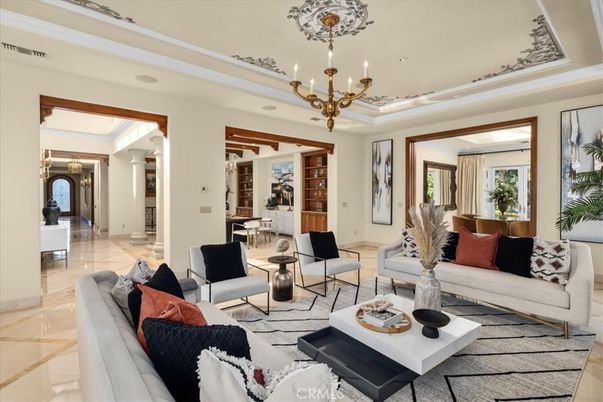 Interior, Living room, Pendant Lights, Recessed Lighting