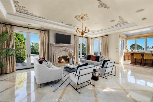 Chandelier, Fireplace, Interior, Living room, Recessed Lighting