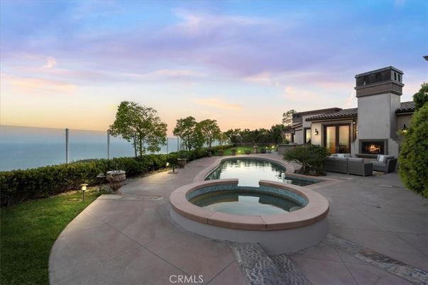 Exterior, Pool, Water