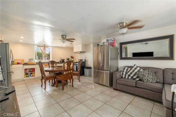 Dining room, Interior, Kitchen, Recessed Lighting