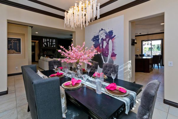 Chandelier, Dining room, Interior, Living room, Recessed Lighting