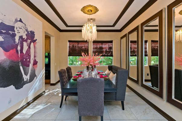 Chandelier, Dining room, Interior