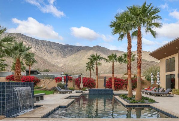 Exterior, Pool, Other