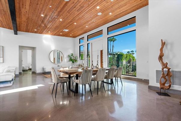 Dining room, Interior, Recessed Lighting, Wooden Beams, Wooden Ceilings