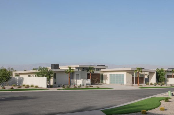 Exterior, Facade, Modern
