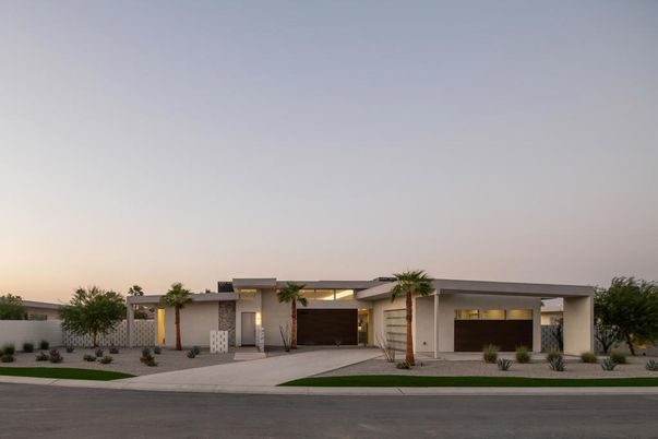 Attached, Exterior, Facade, Modern