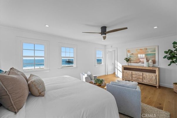 Bedroom, Interior, Recessed Lighting, Water, Wood Texture Flooring