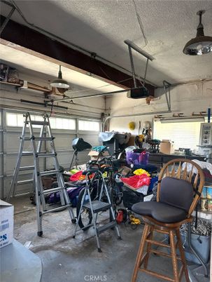 Garage, Interior