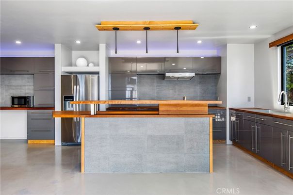 Interior, Kitchen, Pendant Lights, Recessed Lighting, Stainless Steel Appliances