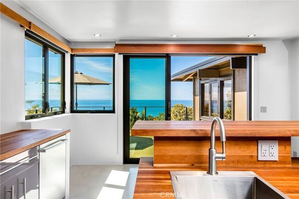 Interior, Kitchen, Recessed Lighting, Water