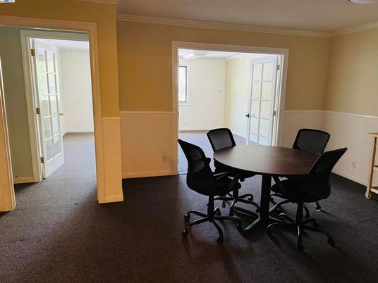 Dining room, Interior