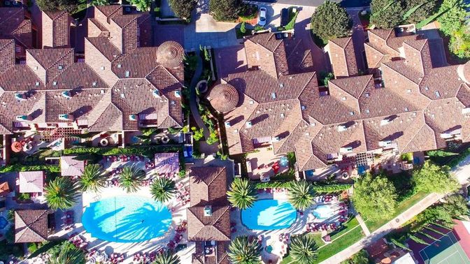 Exterior, Drone