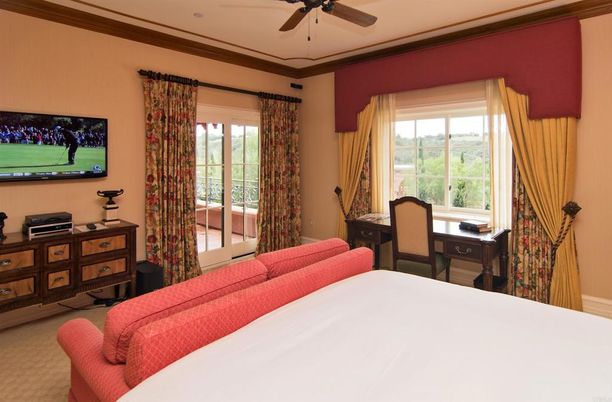 Bedroom, Home Office, Interior, Recessed Lighting