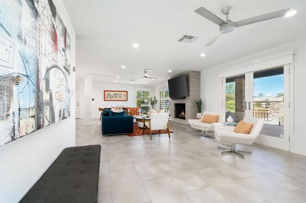 Fireplace, Interior, Living room, Recessed Lighting