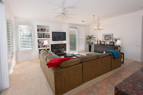 Chandelier, Fireplace, Interior, Living room