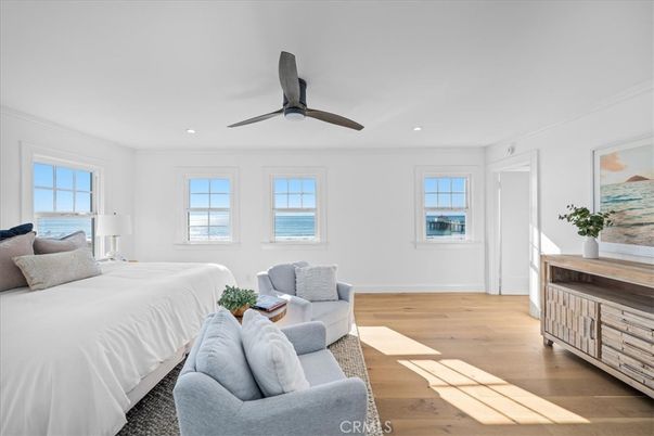 Bedroom, Interior, Recessed Lighting, Water, Wood Texture Flooring