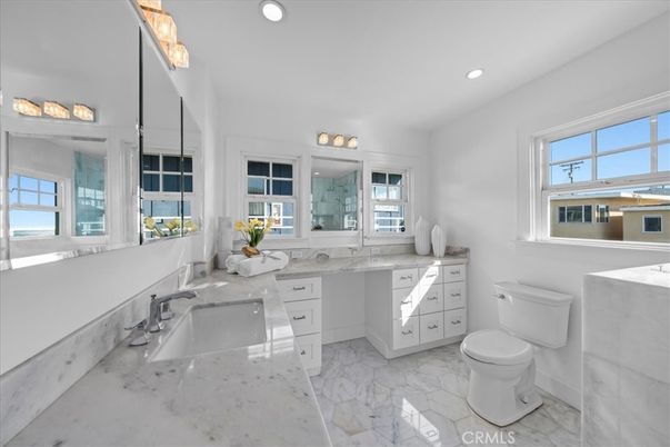 Bathroom, Dual Sink Vanities, Interior, Marble, Recessed Lighting