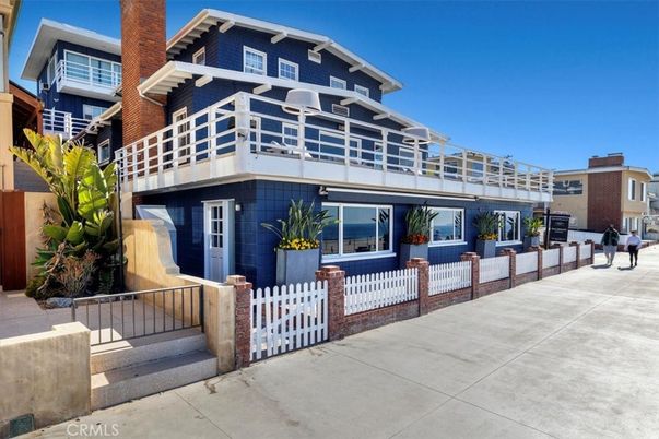 Exterior, Facade, American Craftsman