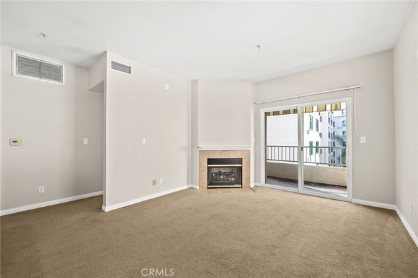 Empty room, Fireplace, Interior