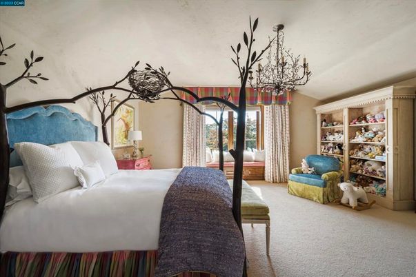 Bedroom, Chandelier, Interior