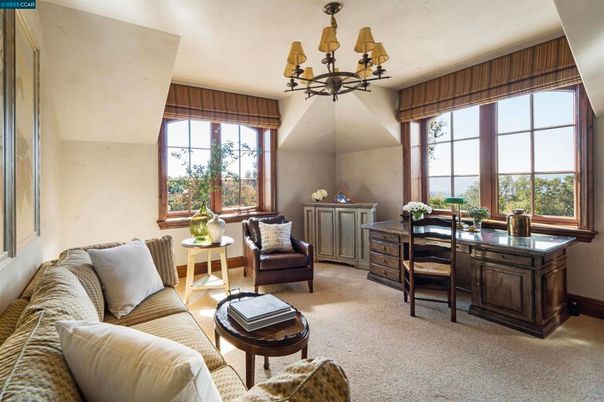 Chandelier, Home Office, Interior, Living room