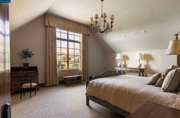 Bedroom, Chandelier, Interior