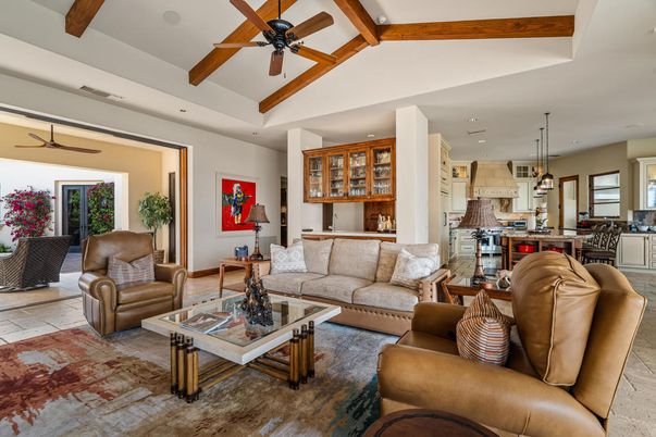 Interior, Kitchen, Living room, Pendant Lights, Recessed Lighting, Wooden Beams