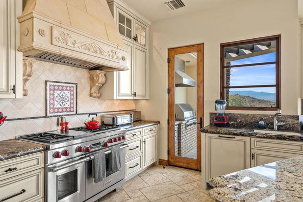 Interior, Kitchen, Stainless Steel Appliances, Water