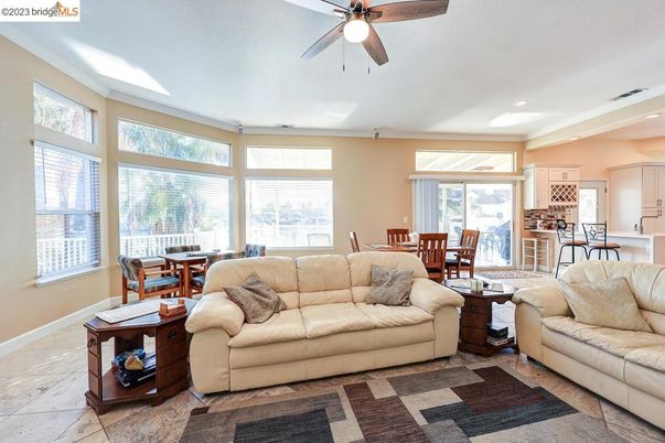 Dining room, Interior, Living room, Recessed Lighting