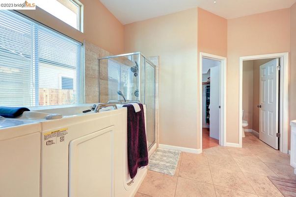 Bathroom, Glass Shower, Interior, Washer
