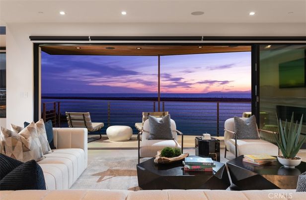 Interior, Living room, Recessed Lighting, Water