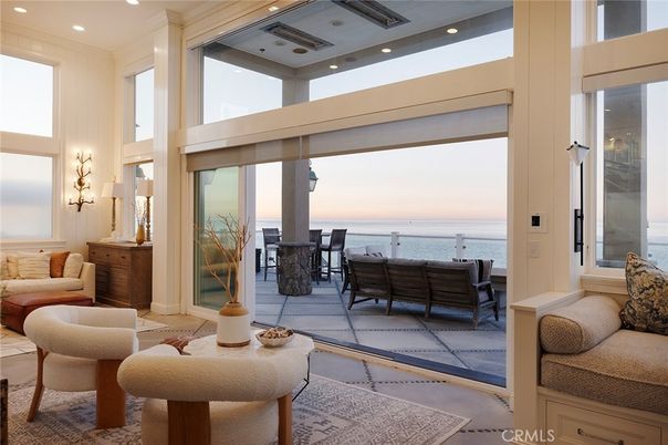 Interior, Living room, Recessed Lighting, Water