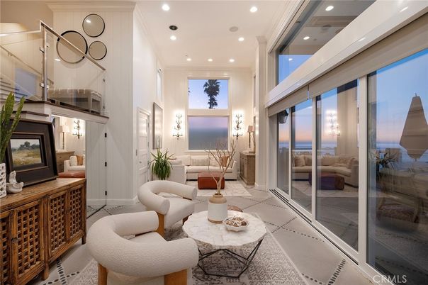 Interior, Living room, Recessed Lighting, Water