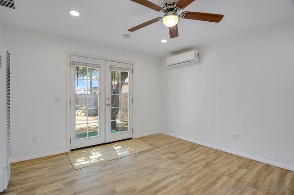 Empty room, Interior, Recessed Lighting, Wood Texture Flooring