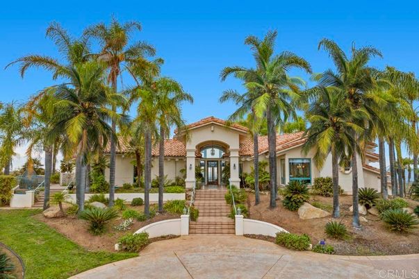Backyard, Exterior, Facade, Spanish Mediterranean