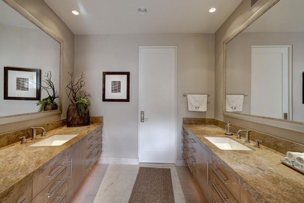 Bathroom, Dual Sink Vanities, Interior, Recessed Lighting