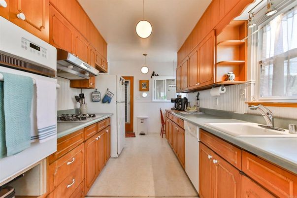 Interior, Kitchen, Pendant Lights