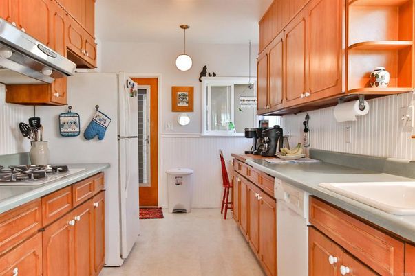 Interior, Kitchen, Pendant Lights