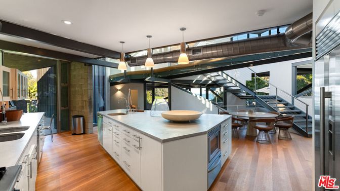 Dining room, Interior, Kitchen, Pendant Lights, Recessed Lighting, Stainless Steel Appliances, Wood Texture Flooring