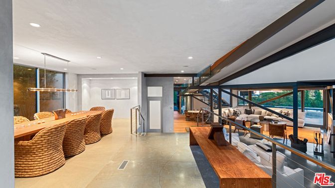 Dining room, Interior, Living room, Pendant Lights, Recessed Lighting