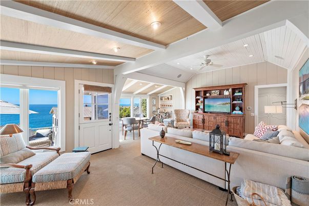 Dining room, Interior, Living room, Recessed Lighting, Water